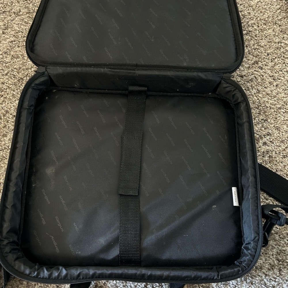 Targus Black Laptop Bag Work - Picture 2 of 4